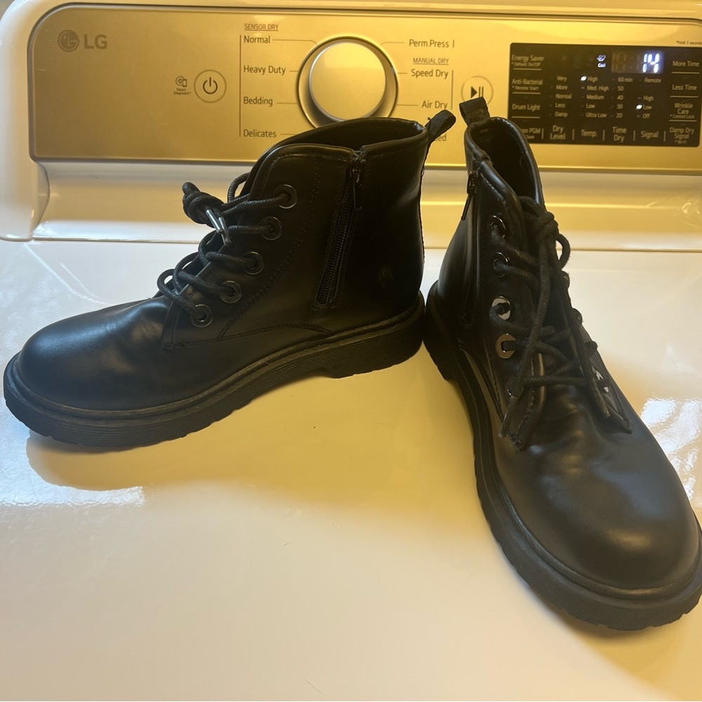 Kids Girls Steve Madden J Shortie Black Combat Boots Sz. 5 NWOT